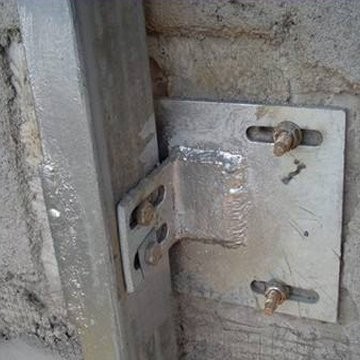成品幕牆預埋件的安裝應用圖